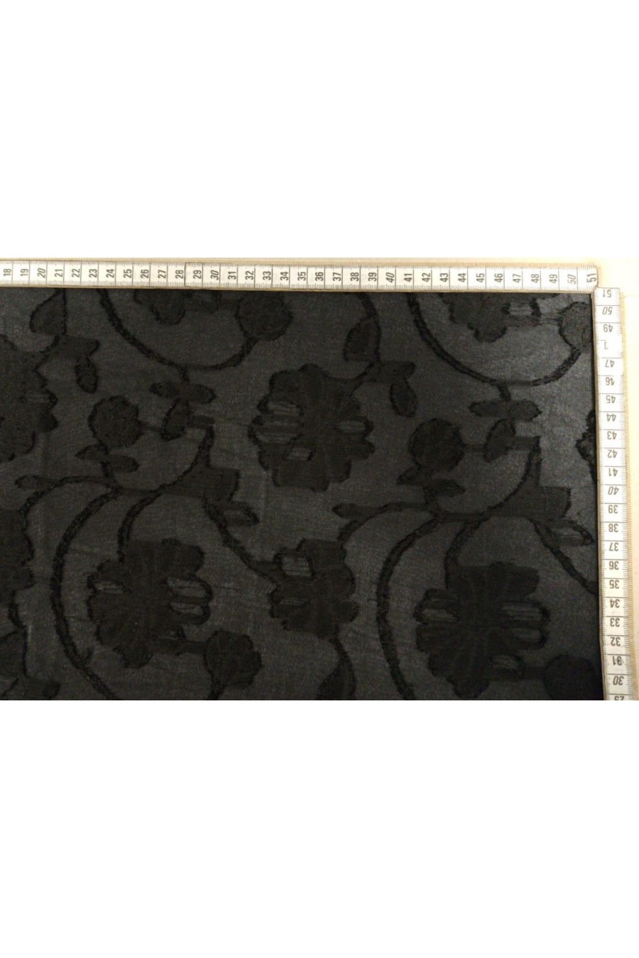 Siyah Şifon Kumaş – Hafif ve Şık