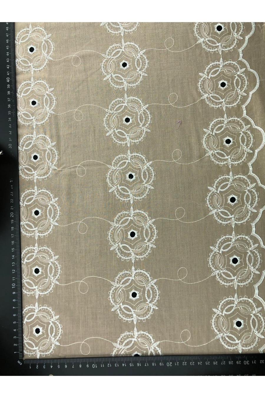 18035  BRODE/YERLİ/LEZ/VUAL/PAMUK POLYESTER/BEJ/135 CM