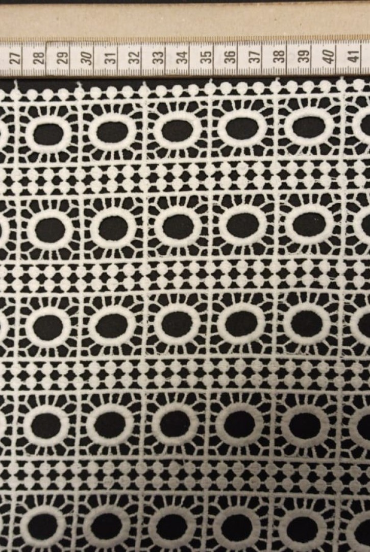 Mat Polyester Kasar Güpür Brode Kumaş, 130 cm