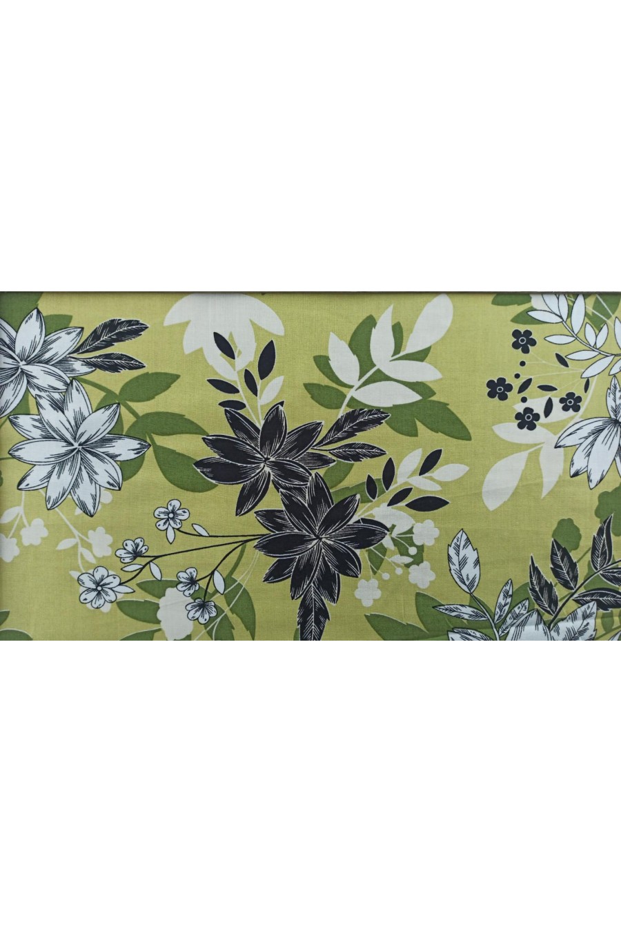 12533-METRE Açık Yeşil Zemin Renkli Baskılı Yerli Viscon Kumaş - 150 cm