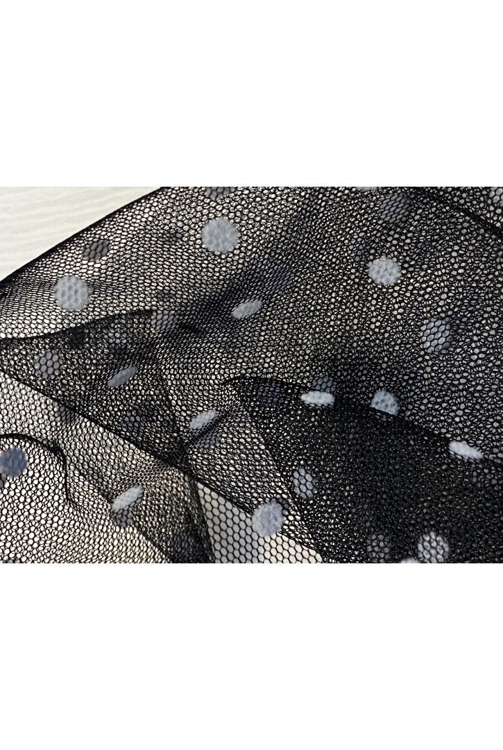 Siyah Zemin Beyaz Puantiyeli Flok Baskılı Tül