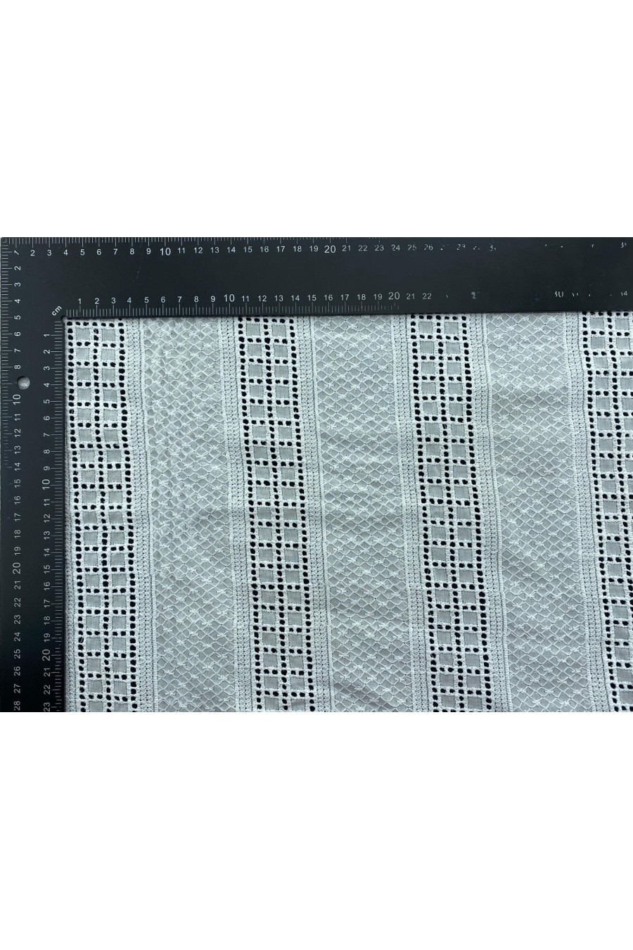 Kahve Zemin Bej İplik Vual Brode