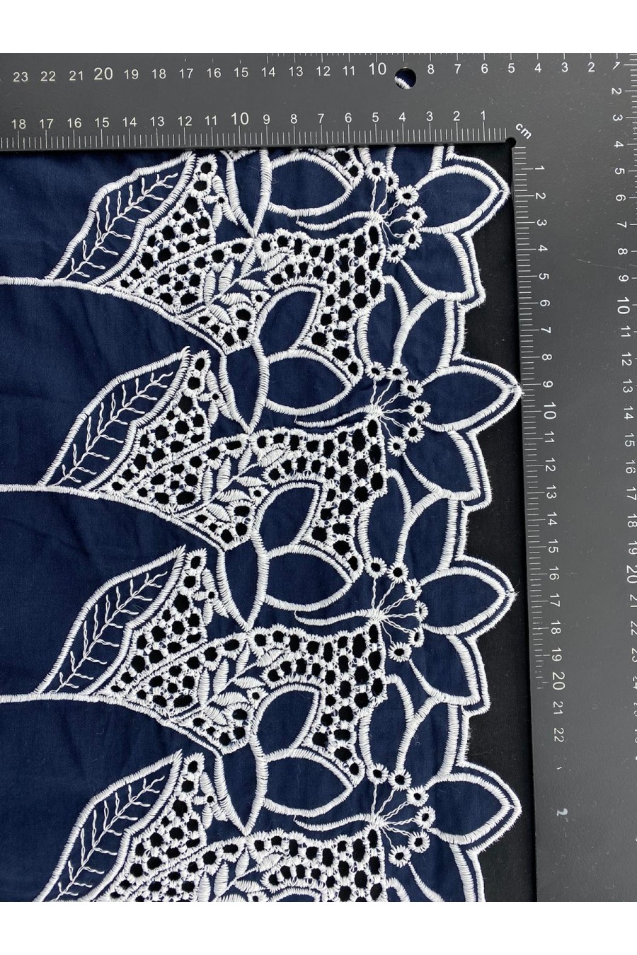 Lacivert İpli Bohreli Brode, Beyaz Vual, Yerli