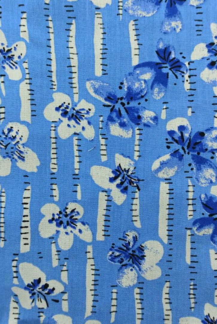 Mavi Çiçek Desenli Viskon Kumaş, 150 cm