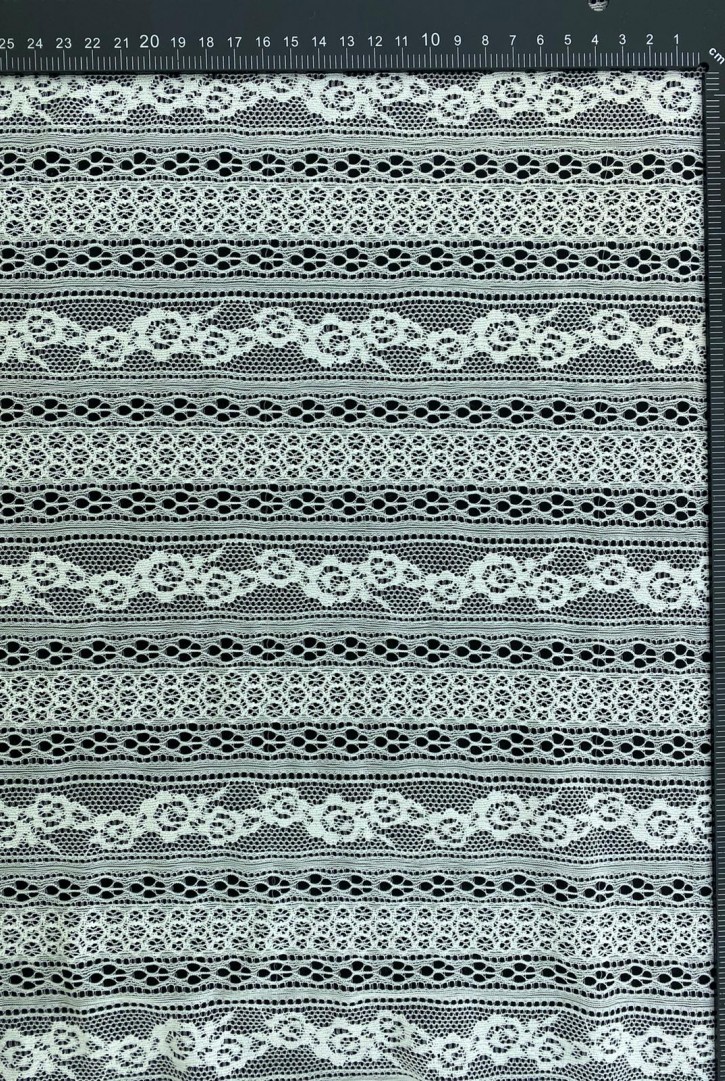 Kasar İşlemli Likralı Naylon İthal Dantel - 155 cm