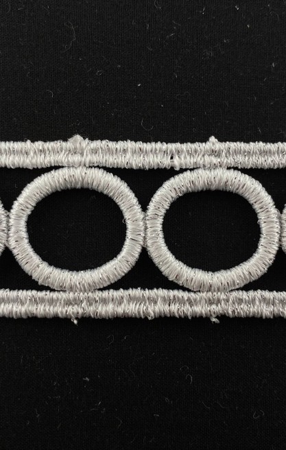 3,5 cm Genişliğinde Gümüş Lurex Brode Bant