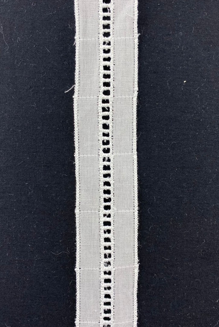 2.5 cm Genişliğinde Kasar İşlemli Vual Brode Bant