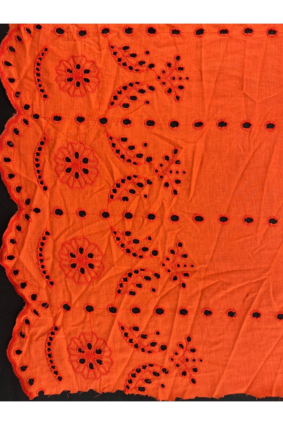 13970-METRE Coral Pamuk Polyester Vual Brode Kumaş - 130 cm