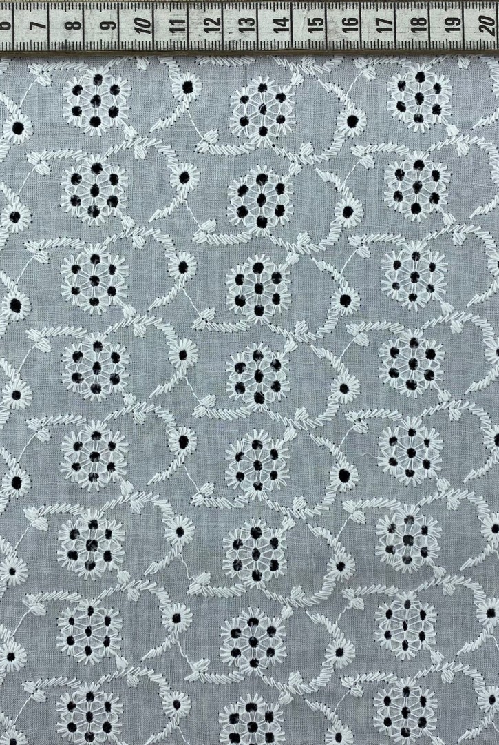 Kasar İşlem Görmüş Pamuk Vual Brode Kumaş, 140 cm