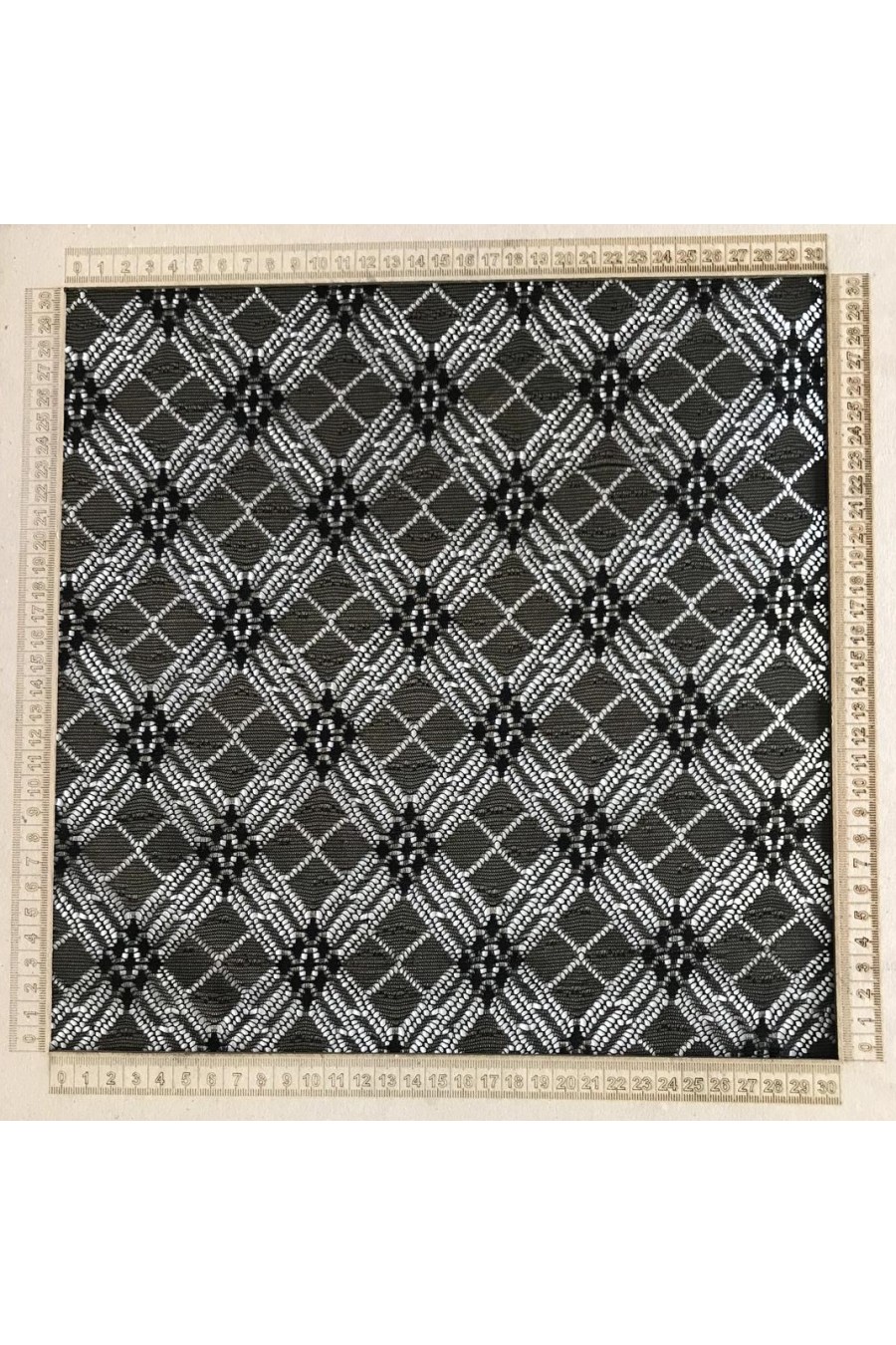 Gri Naylon Dantel Kumaş - Yerli Polyester, 150 cm (8602)