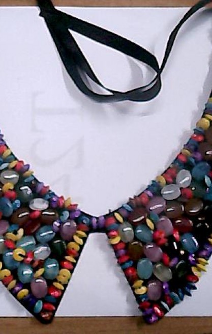 Renkli Boncuklu İthal Yaka - Polyester (2543)