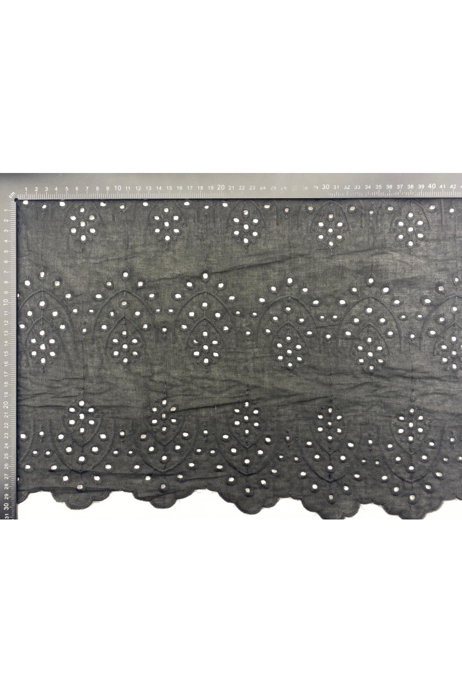 Siyah Karma Vual Brode