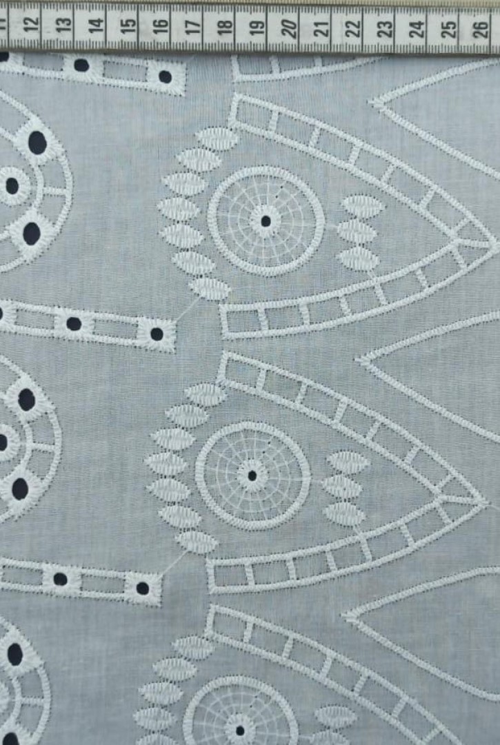 Siyah Bohrer Kesilmiş Tül