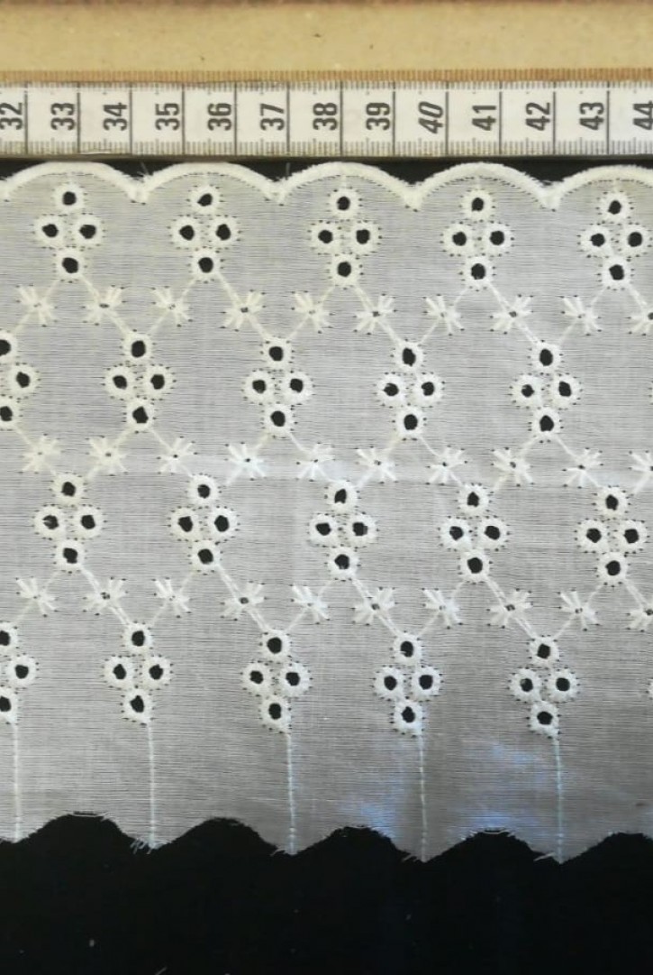 Kasar İşlemeli Brode Bant