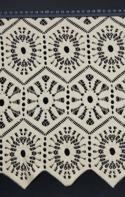 Bej Şardonlu Mikro Polyester Yerli Dantel Kumaş