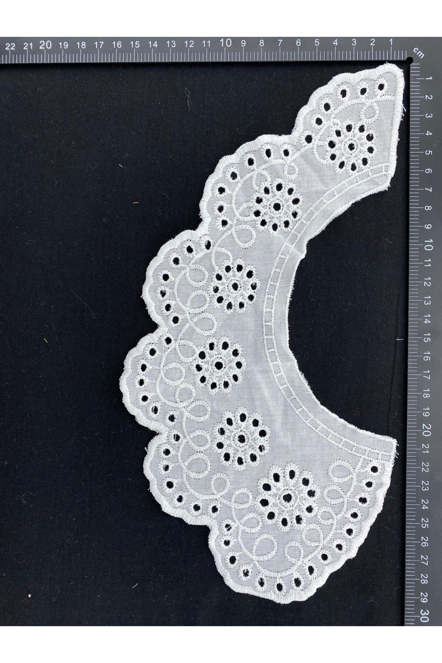 Ekru Büyük Boy Mat Polyester Bohrer Yaka