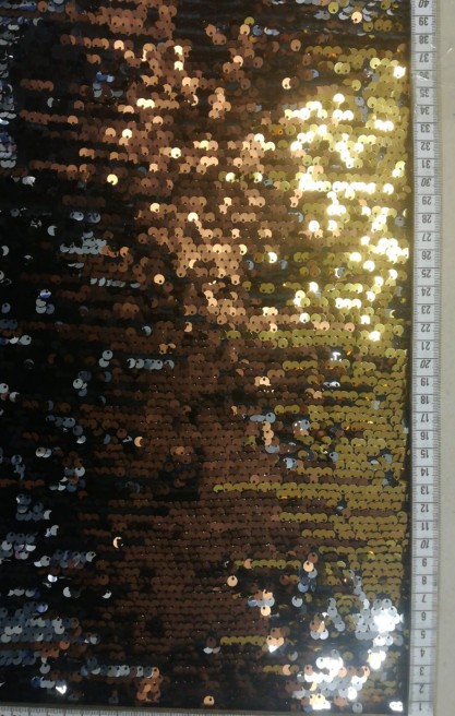 Siyah Tül Üzeri Gold Pullu Likralı Kumaş