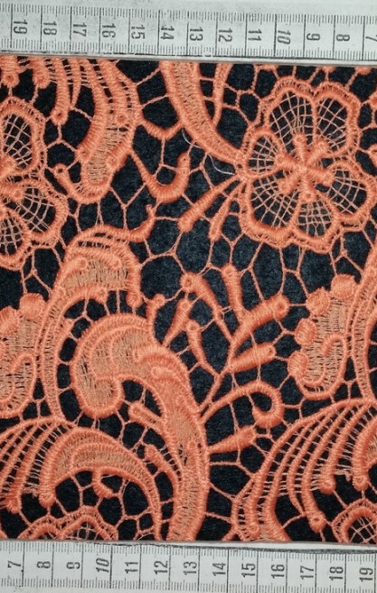 Beyaz Parça Ürün Brode