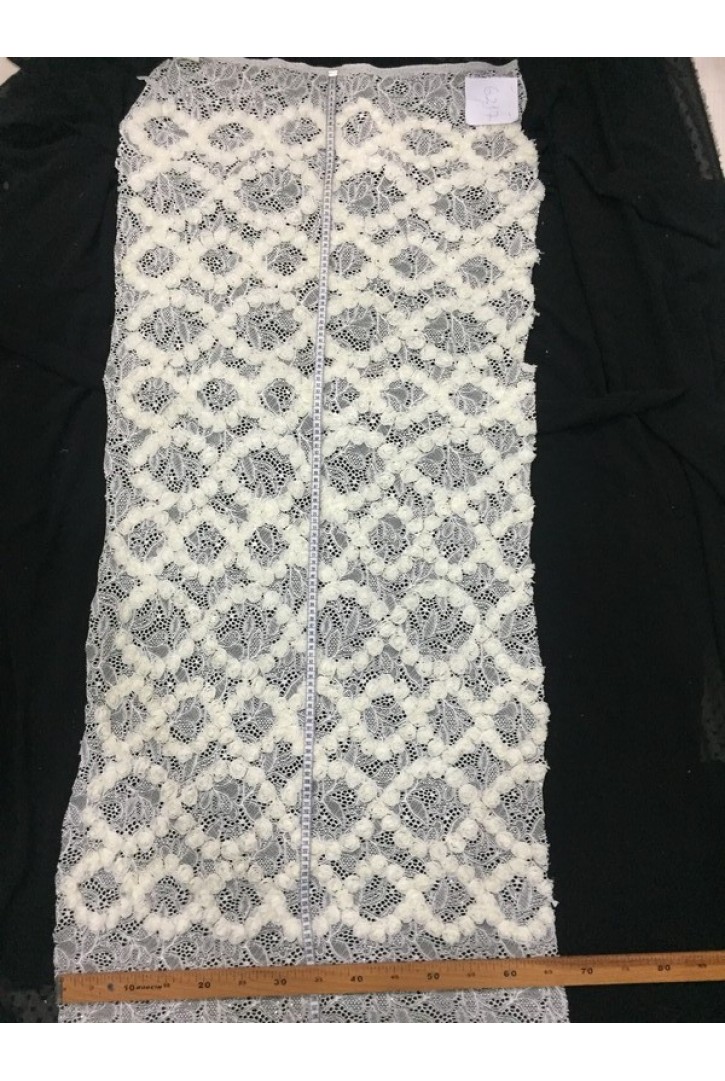 Kırmızı Simli 3 Boyutlu Likralı Dantel