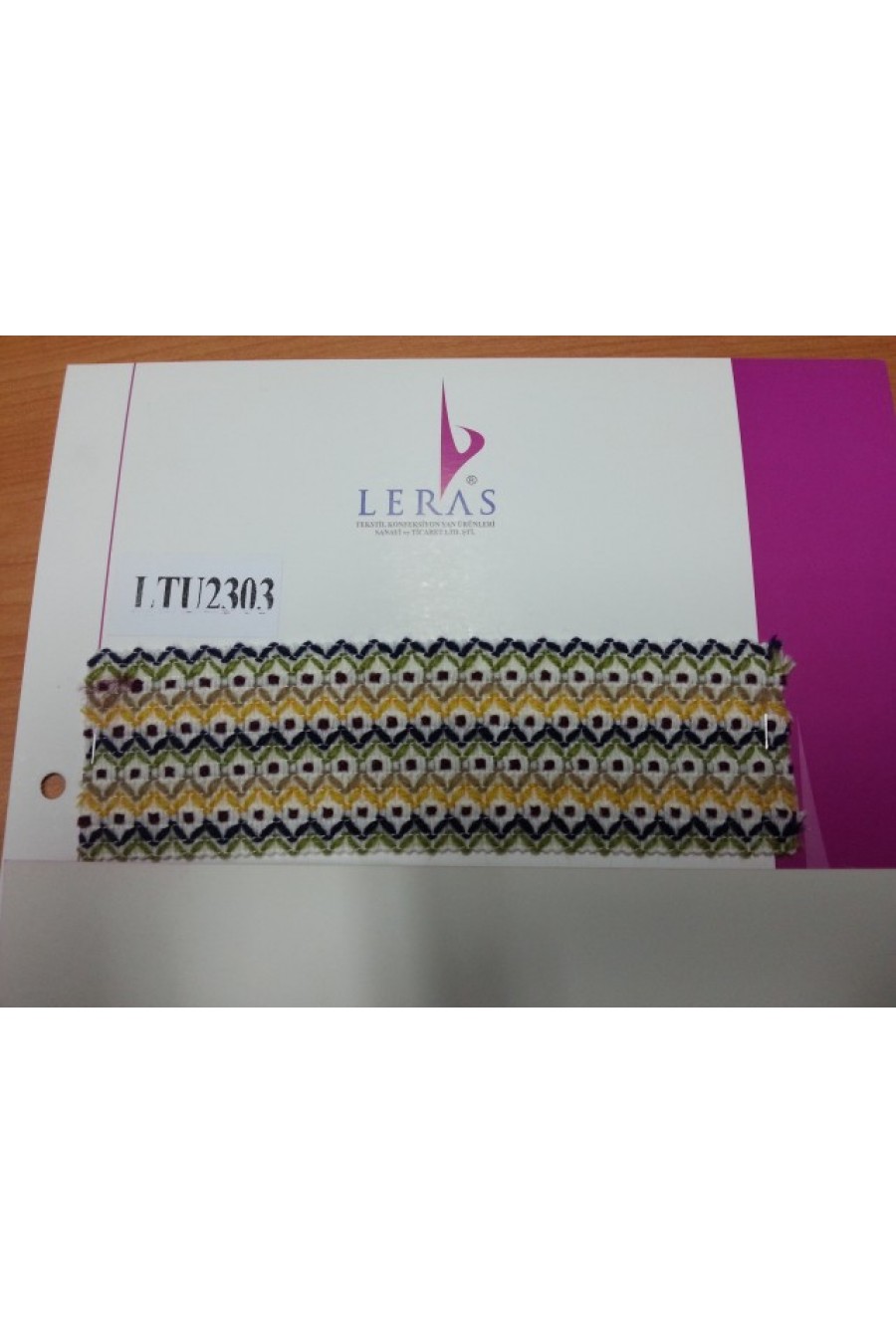 2303-METRE 35 mm Etnik Desenli Lacivert Şerit