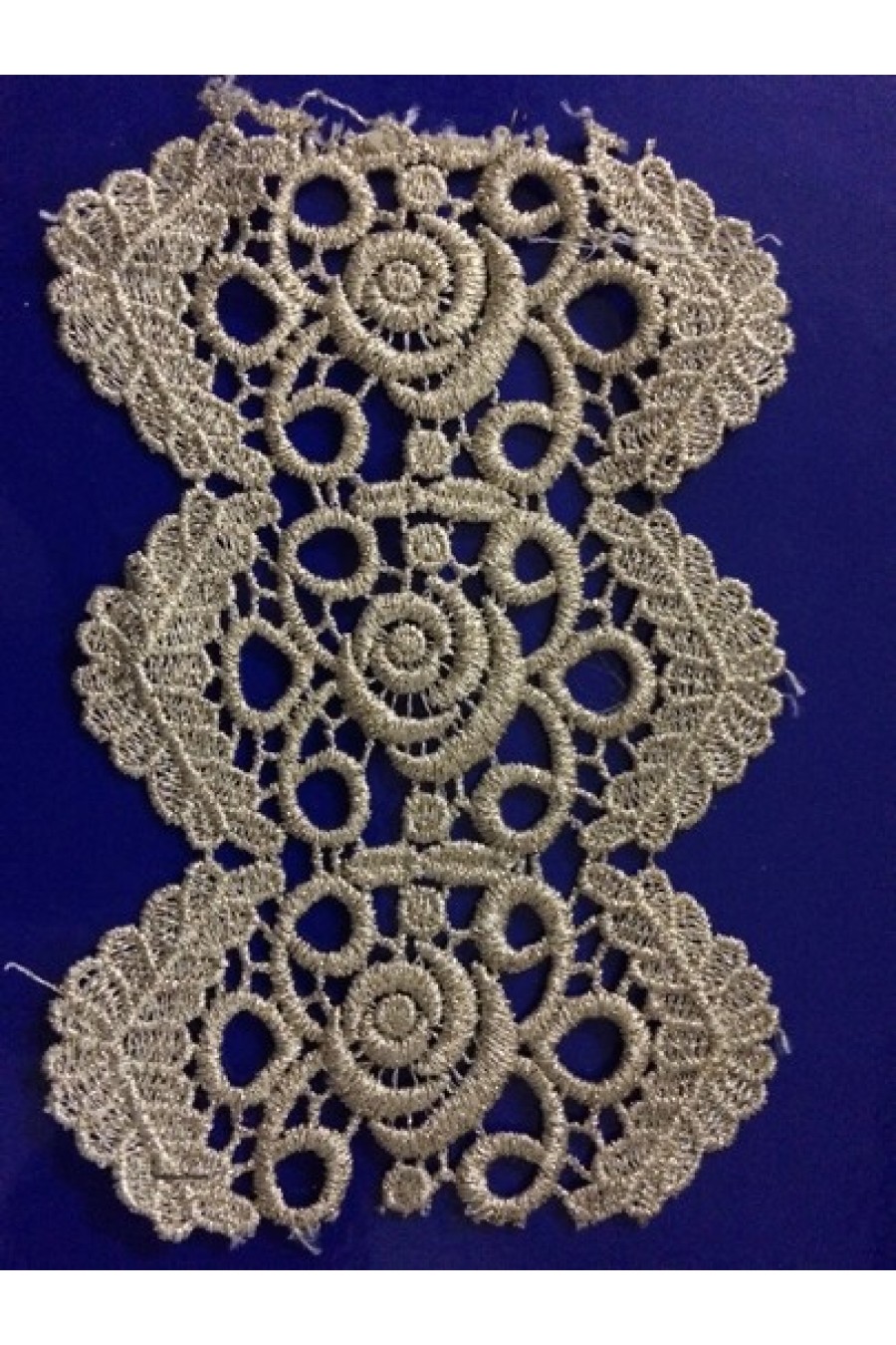 4254-METRE Altın Simli Güpür Yerli Brode Kumaş