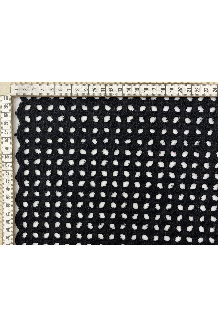 7715 BRODE/YERLİ/LEZ/ORGANZE ÜZERİ/BOHRELLİ/POLYESTER/SİYAH/130 CM