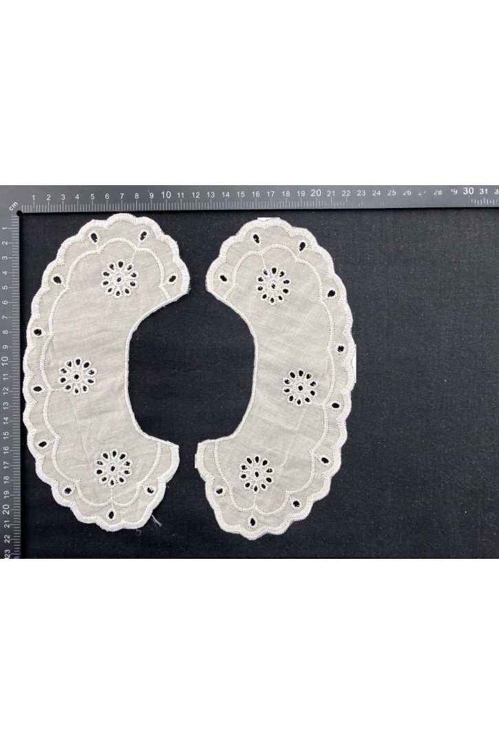 Kasarlı 3 Beden Vual Yaka Brode