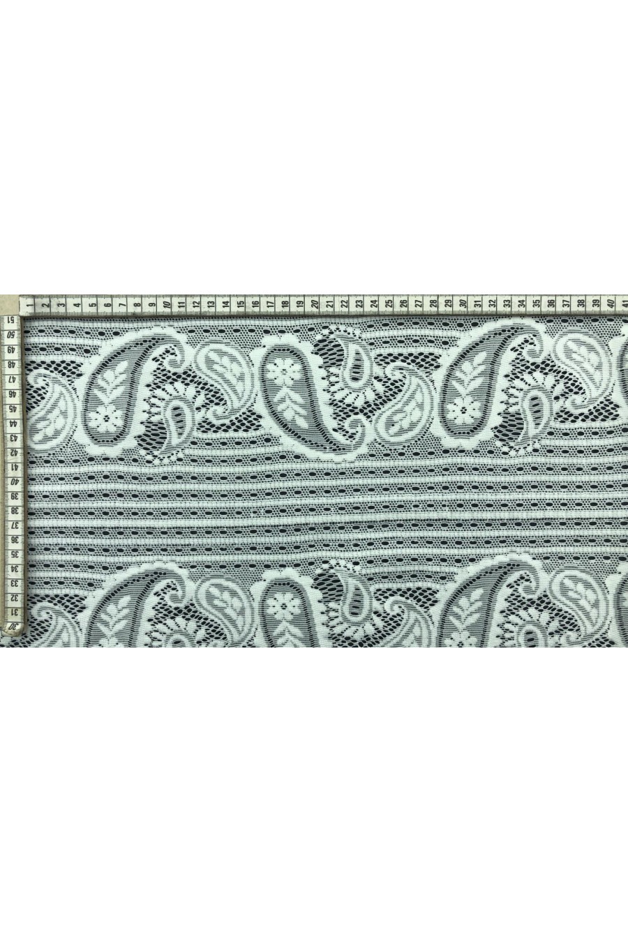 Fikse Edilmiş Mat Polyester Dantel Kumaş