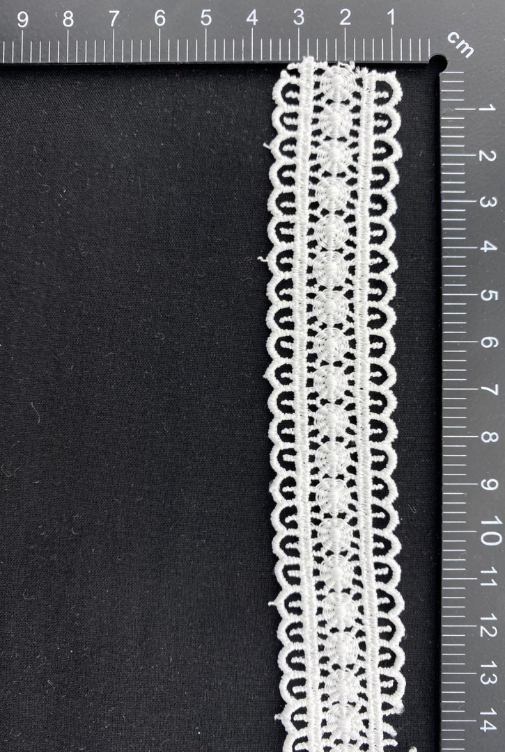 Mat Pembe Güpür Bant, Brode