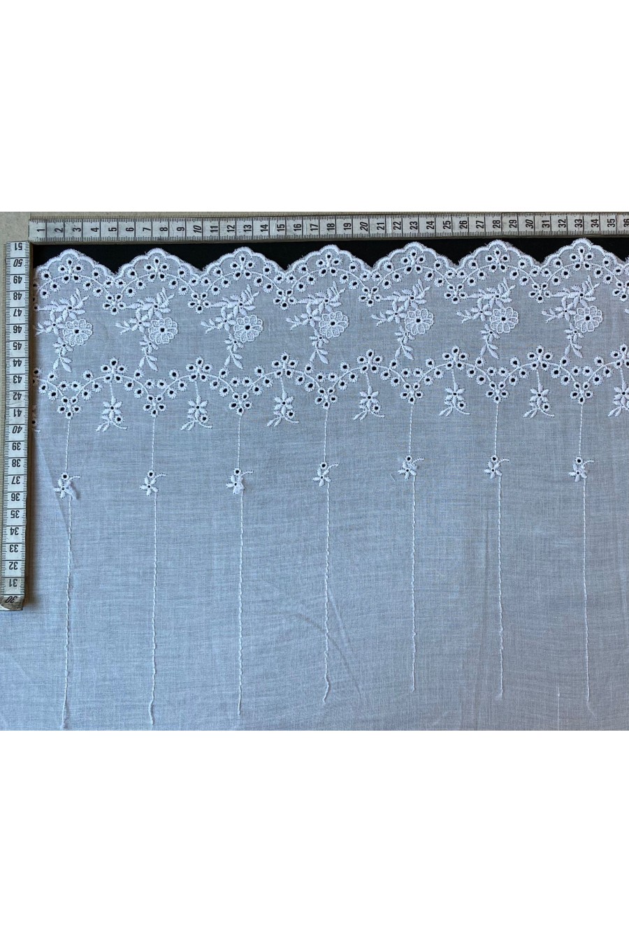 10266-METRE 19 cm Kasar İşlemli Mat Polyester Vual Brode Bant