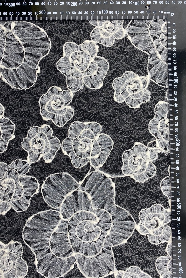 21056 DANTEL/İTHAL/LEZ/POLYESTER/HAM/130 CM