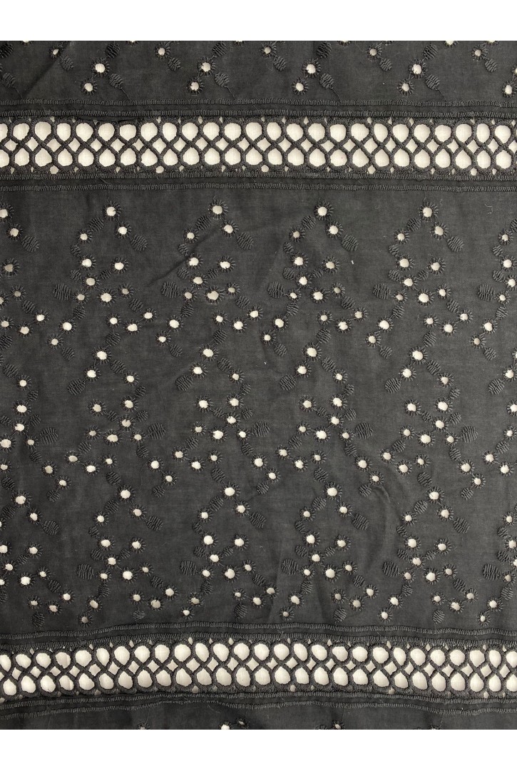 Siyah Aplikeli Pamuk Polyester Yerli Brode Kumaş - 130 cm