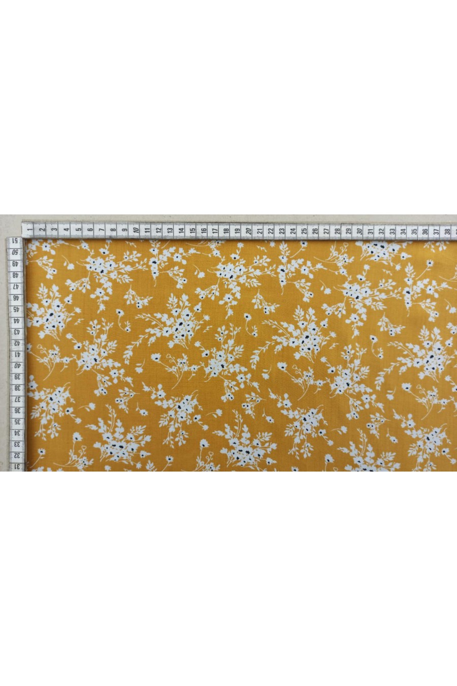 12535-METRE Hardal Çiçek Desenli Viskon Kumaş, 150 cm