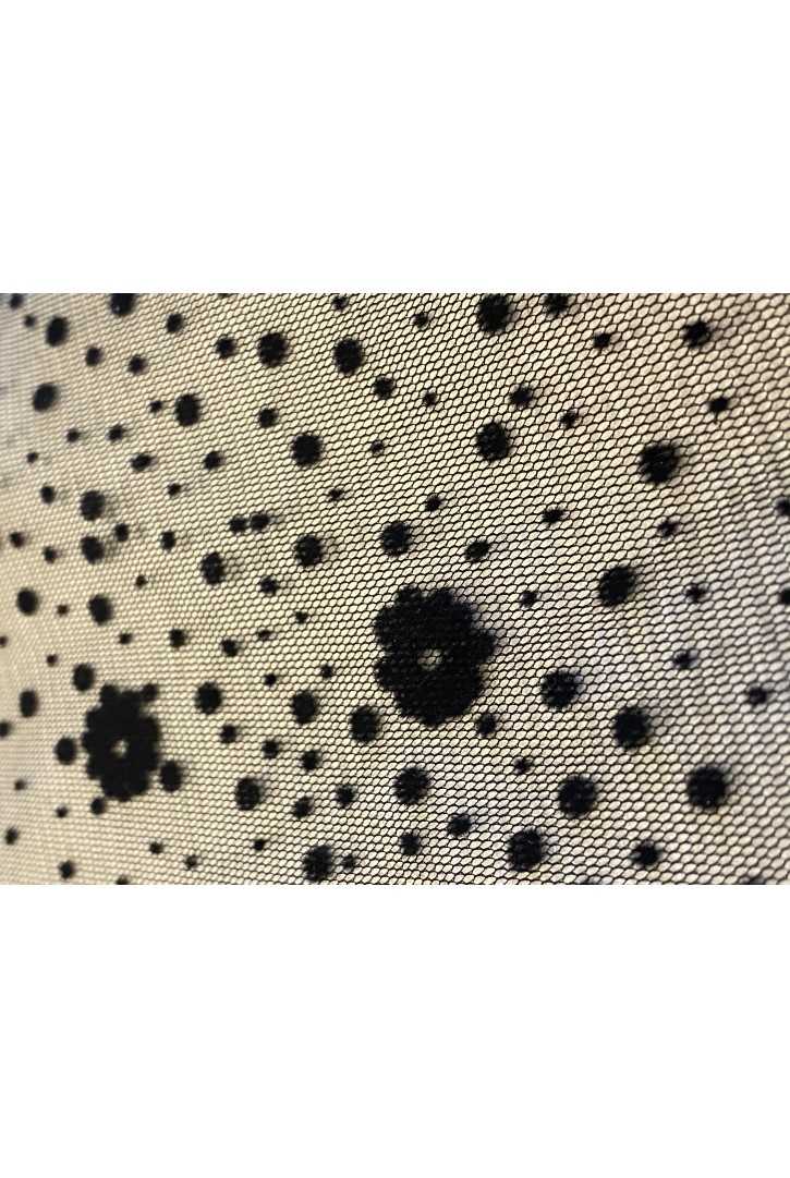 Siyah Çiçek Desenli Puanlı Flok Baskı Tül