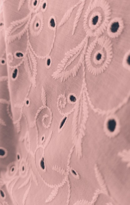 Bebe Pembesi Bohrerli Yerli Brode – Mat Polyester Vual Kumaş | 135 cm