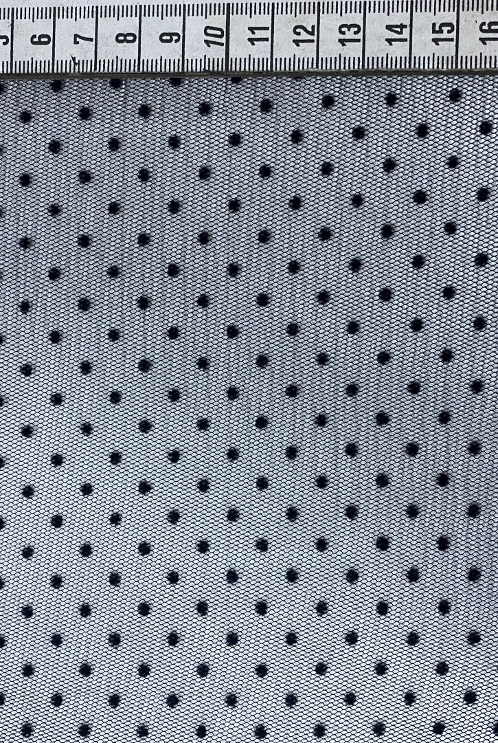 Siyah Flok Baskılı Yerli Tül, 150 cm