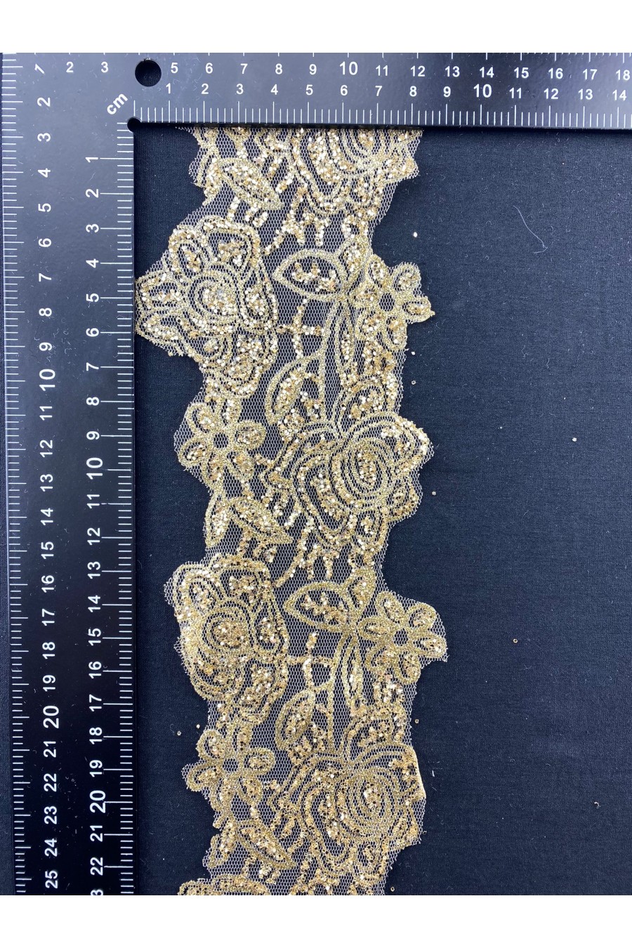 5641 BRODE/İTHAL/BANT/TÜL ÜZERİ/POLYESTER/SİMLİ/GOLD/9 CM