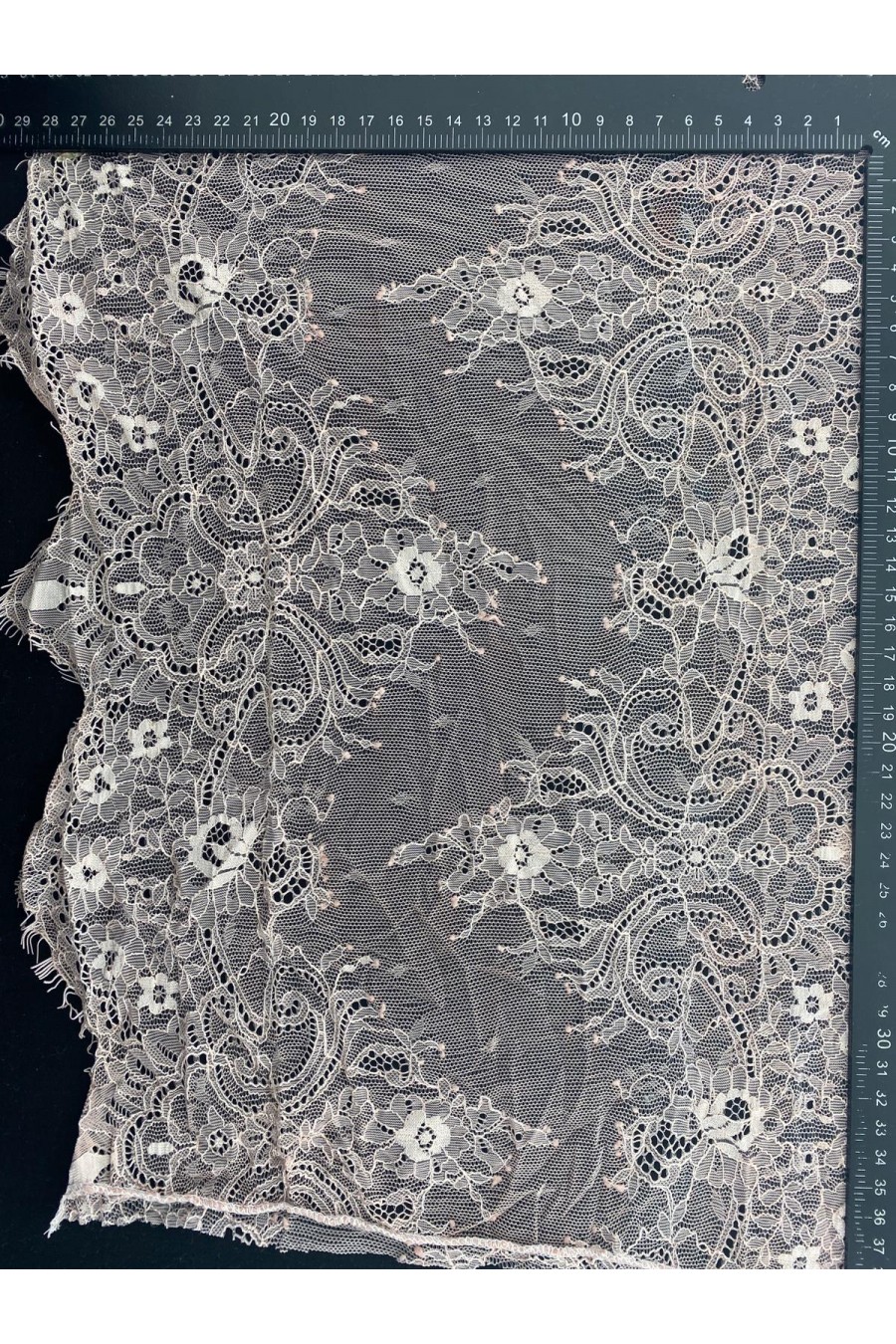 Somon Renk Sakallı Naylon Dantel Bant, İthal