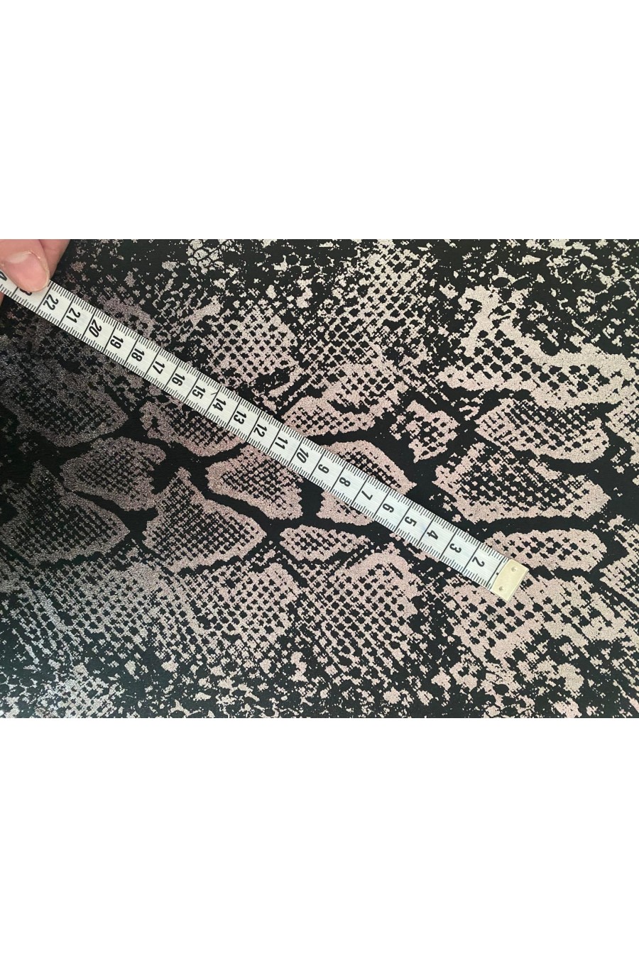 22370 KUMAŞ/YERLİ/LEZ/POLYESTER/SİMLİ/SİYAH/150 CM