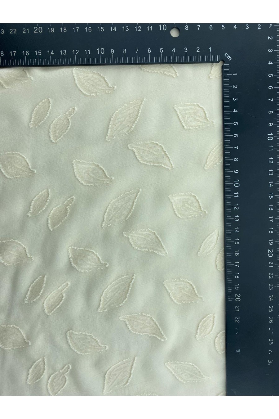 Yaprak Desenli Kesme Şifon, İthal, Bej Renk, 150 cm