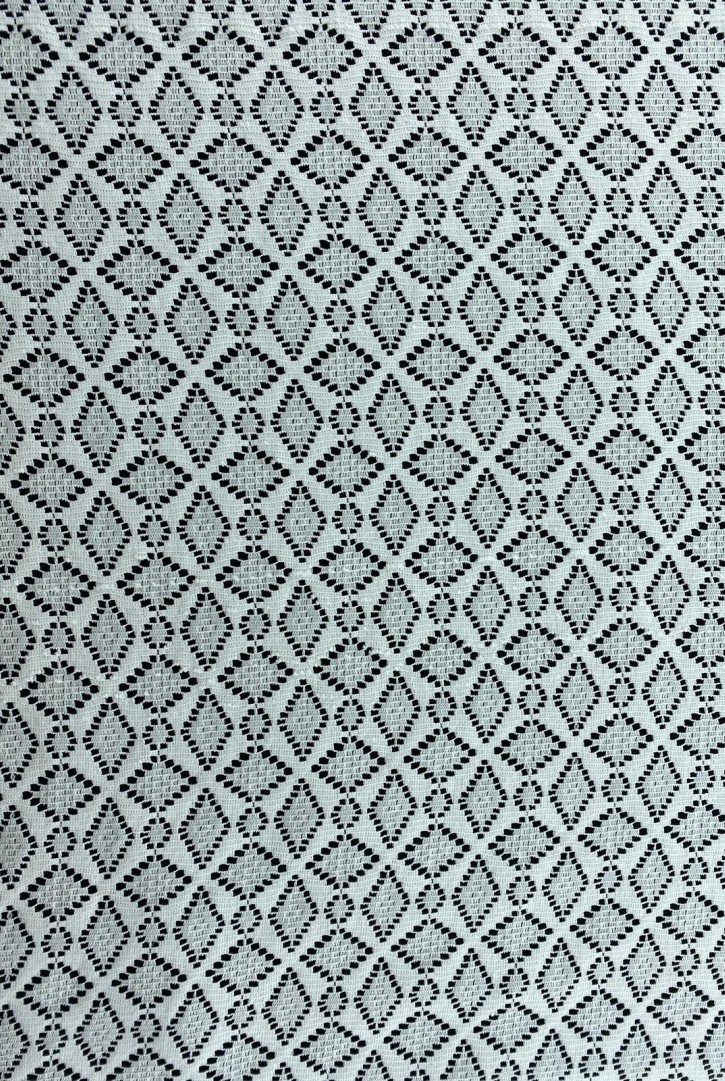 Fikse Edilmiş Standart Polyester Dantel Kumaş