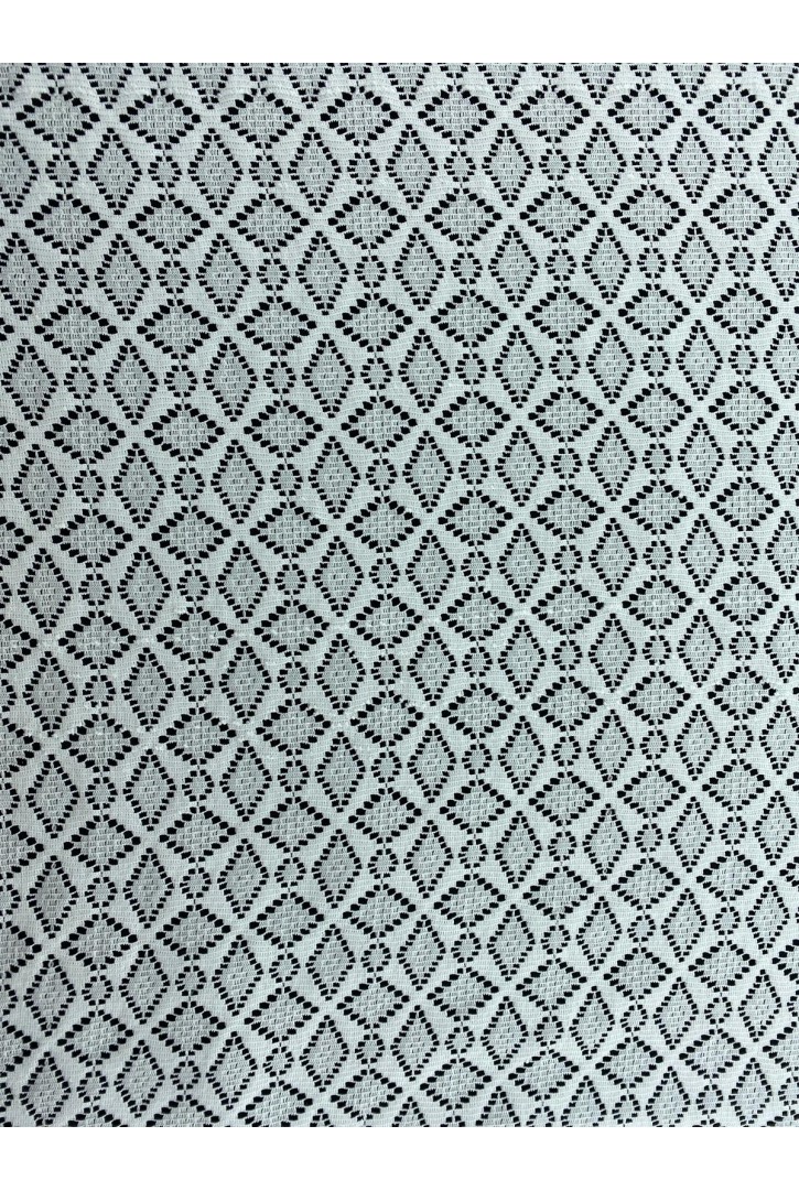 Fikse Edilmiş Standart Polyester Dantel Kumaş