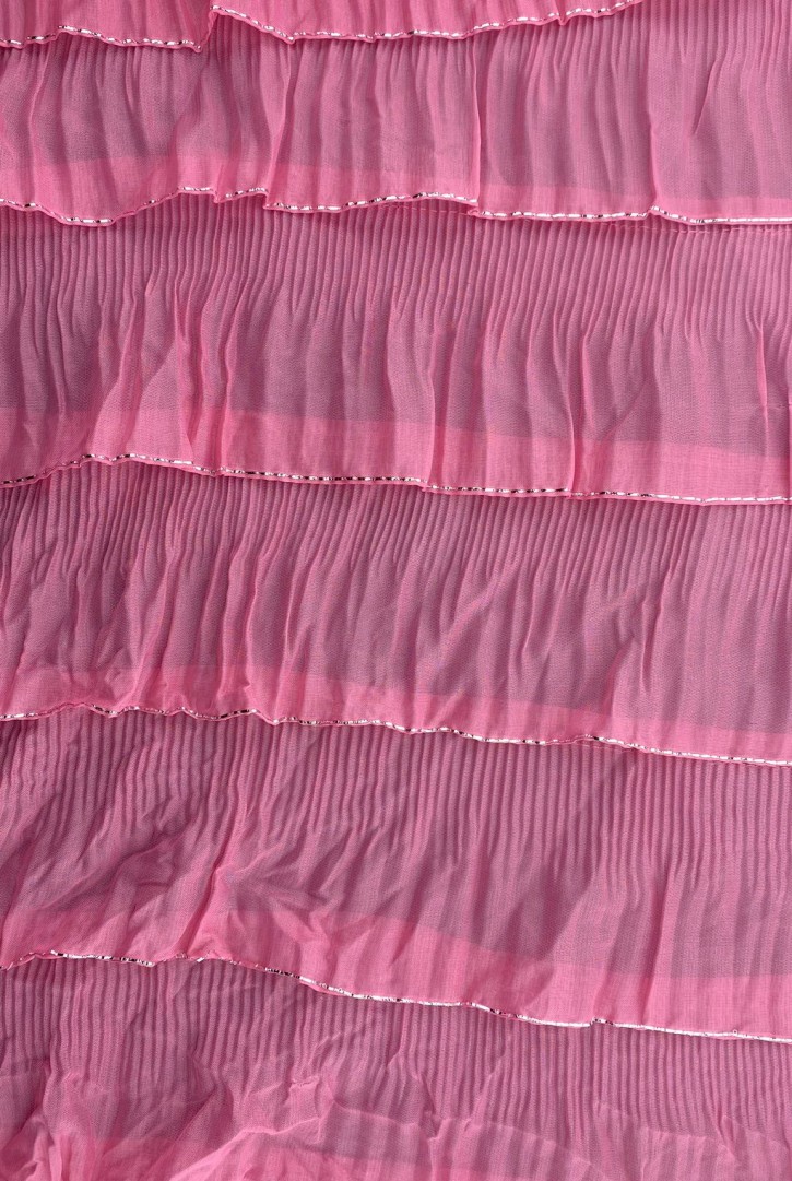 Pembe Fırfırlı Naylon Tül Üzeri İthal Kumaş