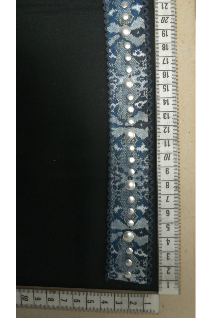 Taşlı Kroşeta Piton Desenli Polyester Raşel Bant, 3 cm