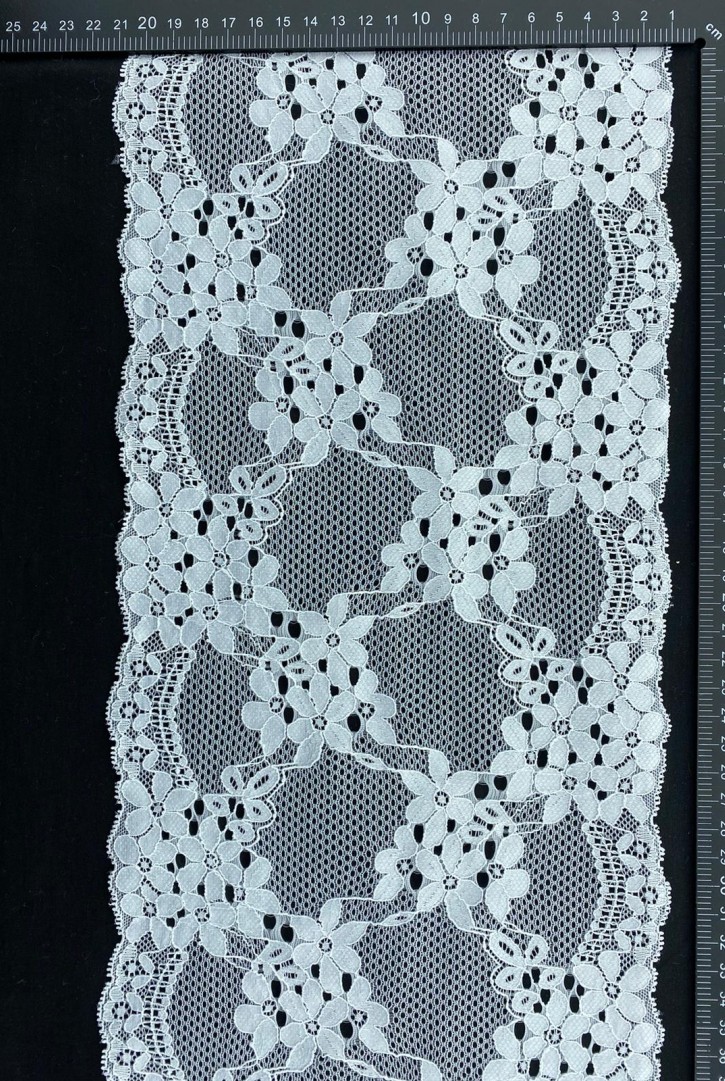 20 cm Off White Likralı İthal Dantel Bant