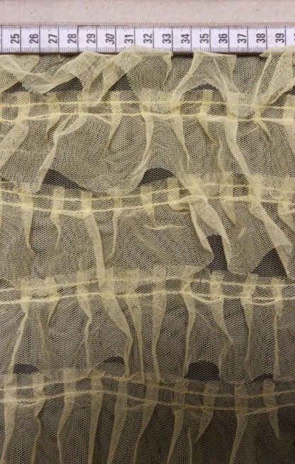 Fırfırlı Sarı Tül Üzeri Dantel