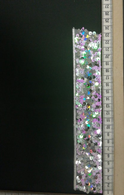 Beyaz Mesh Üzeri Pembe Hologram Pullu Bant, 4 cm