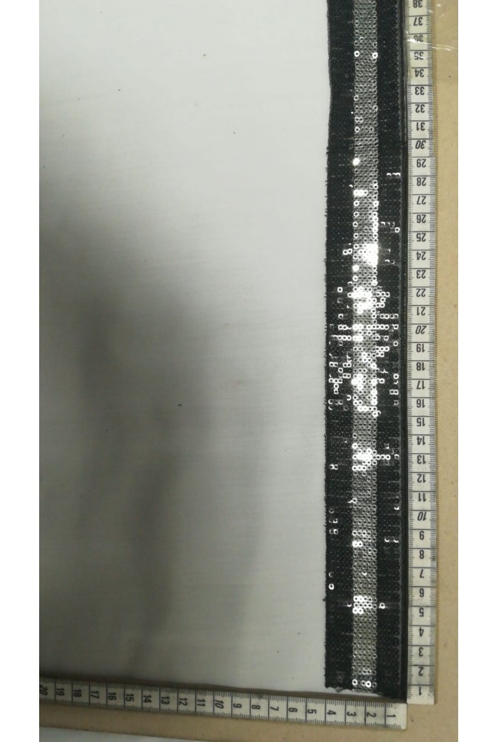 Siyah Mesh Üzeri Siyah-Gümüş Pullu Bant, 4 cm