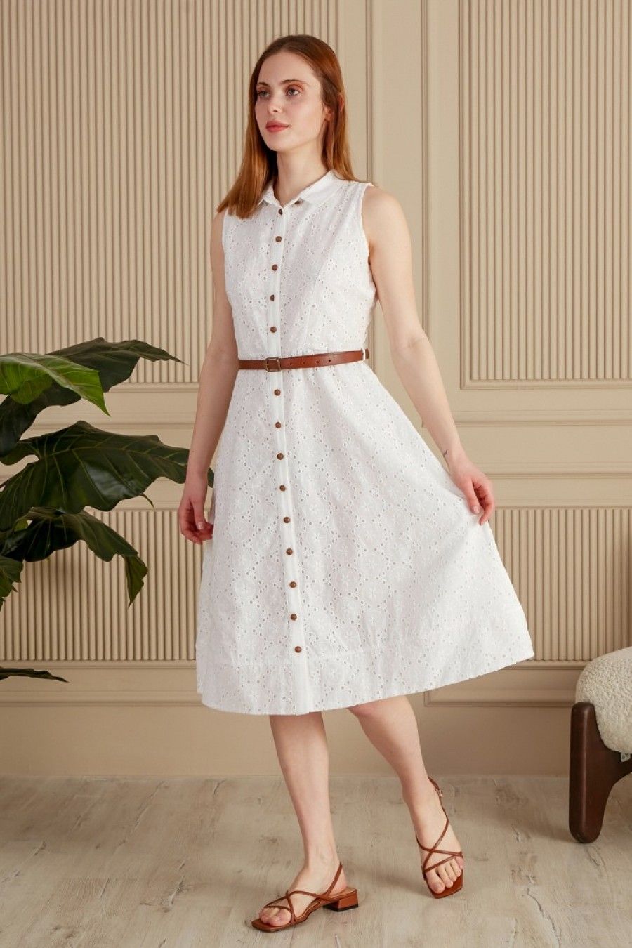 Kadın Önü Patlı Kolsuz Elbise