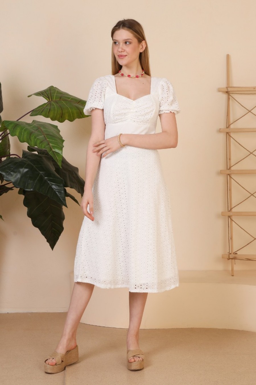 Kadın Kalp Yakalı Midi Elbise